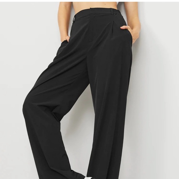 ALO Yoga Pants - Alo Yoga High waisted pursuit trouser XS (Regular)